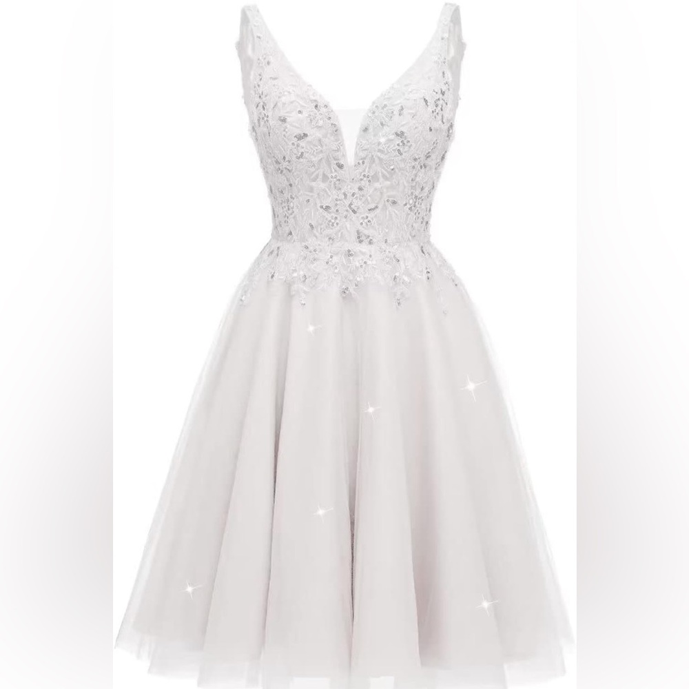 NWOT Homecoming or Wedding Dress - size 8